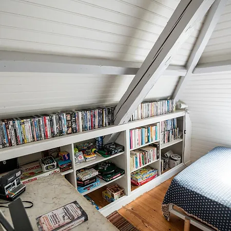 Duplex Ancienne, 59 M2 , Vue Et Plein Centre!